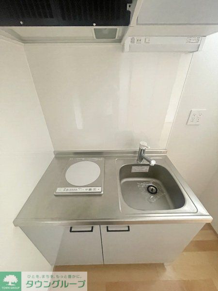 キッチン　同物件別部屋写真