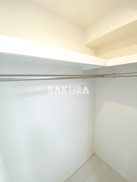 収納　嬉しいウォークインクローゼット♪