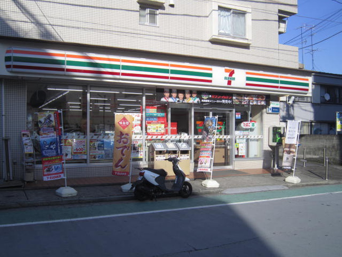 コンビニ　セブンイレブン横浜六角橋店（コンビニ）まで99m