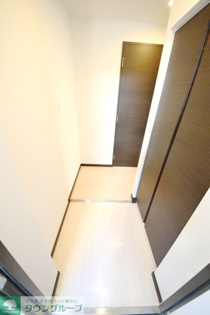 玄関　★広々とした玄関です★