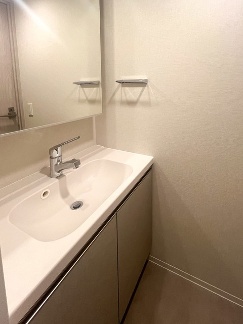 洗面設備　※写真は同タイプ住戸です。
