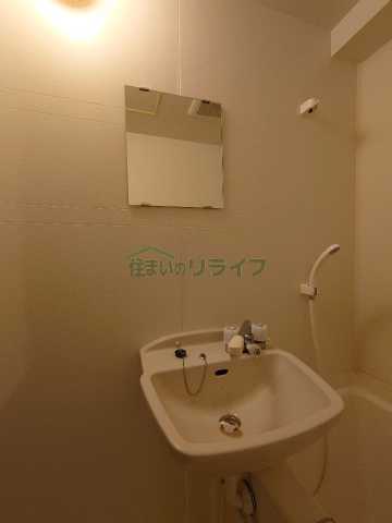 洗面設備　※写真は同タイプ住戸です。