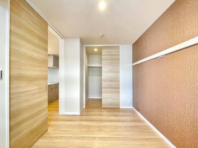 その他部屋・スペース　6.6帖洋室明るい雰囲気のお部屋です！