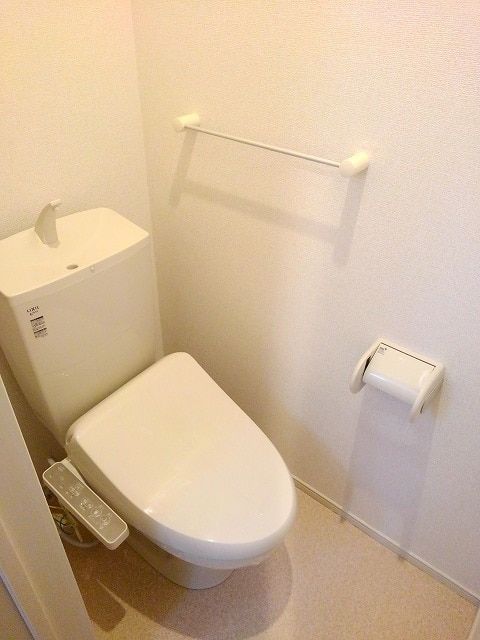 トイレ　トイレ