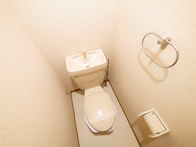 トイレ　シンプルで使いやすいトイレです