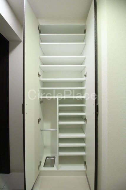 その他設備　シューズボックス