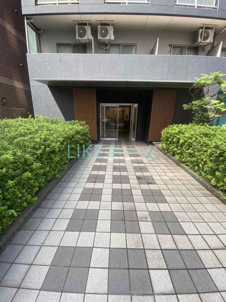 エントランス　エントランス