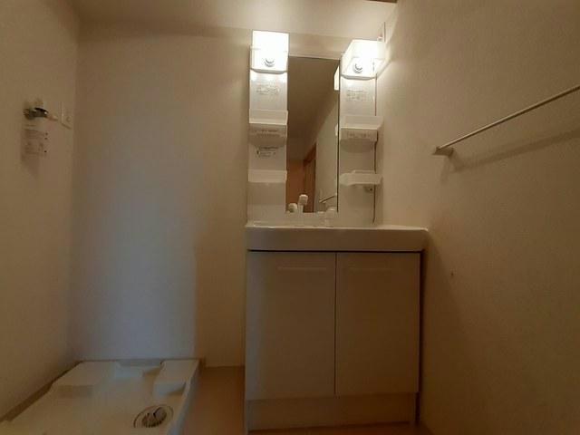 洗面設備　フォーチュネイト　ビレッジ　Ｅ