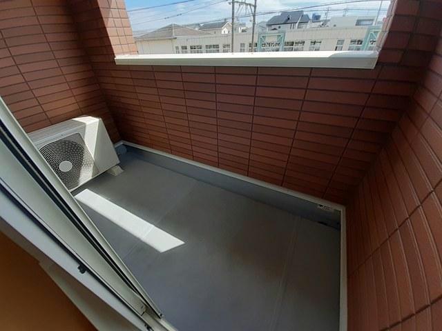 バルコニー　フォーチュネイト　ビレッジ　Ｅ