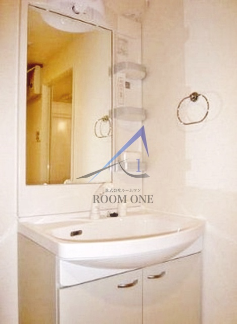 洗面設備　洗面台です。