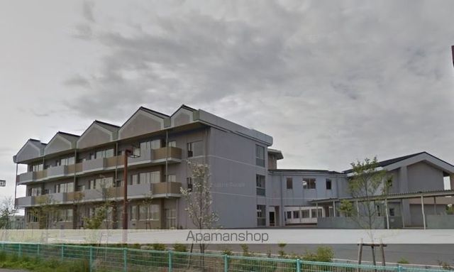 中学校　潮来市立日の出中学校（中学校）まで537m