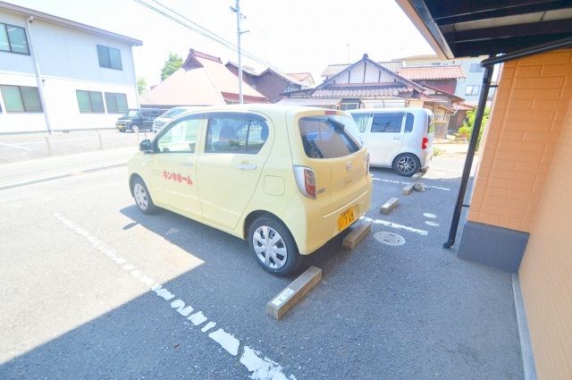 スーパー　フジ熊野店（スーパー）まで969m