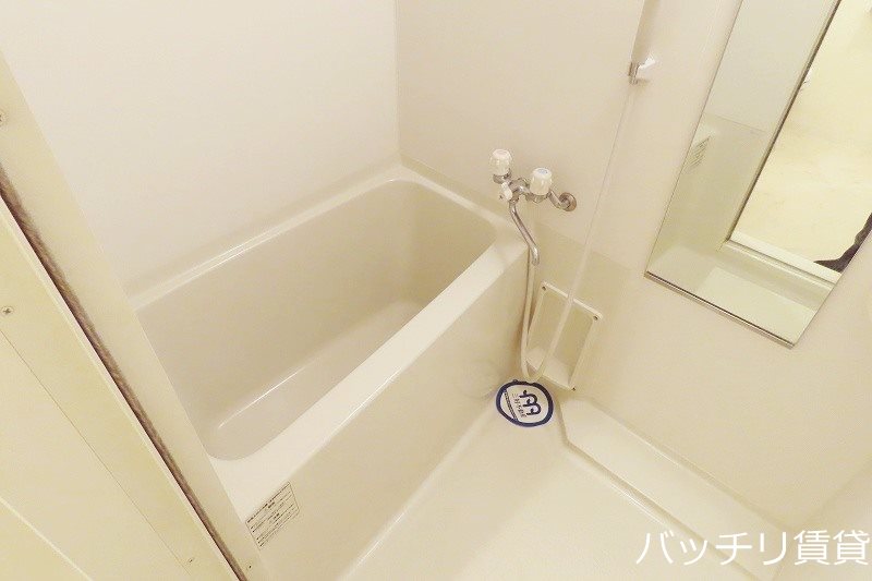 バス・シャワールーム　画像は同型イメージの為、現況を優先いたします。