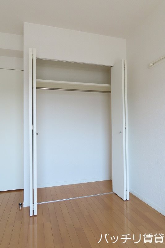 収納　画像は同型イメージの為、現況を優先いたします。