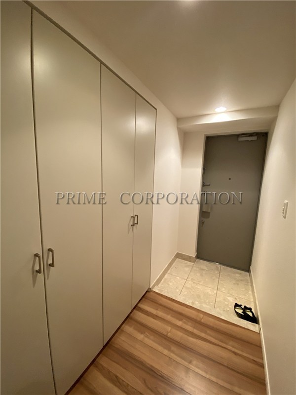 玄関　※参考写真※