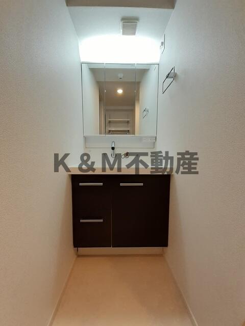 玄関　シンプルで使いやすい玄関です