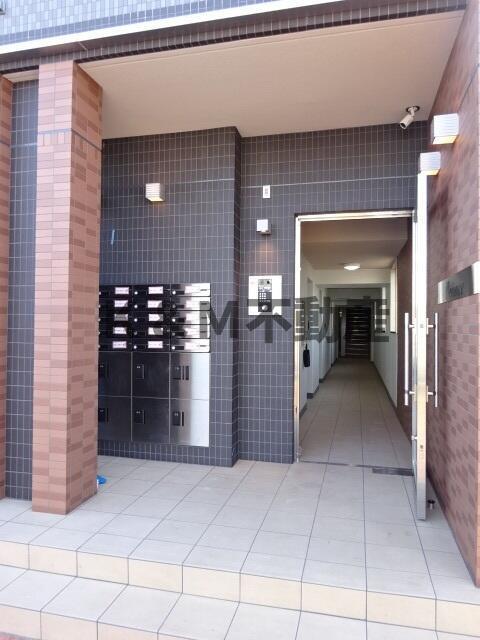 エントランス　建物の内部です