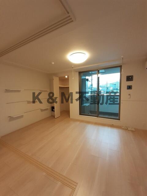 居室・リビング　ゆったりとした居間です