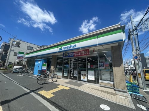 コンビニ　ファミリーマート 川口市役所前店（コンビニ）まで155m