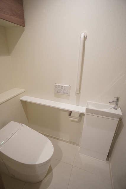 トイレ　温水洗浄便座付き※前回募集時の写真です