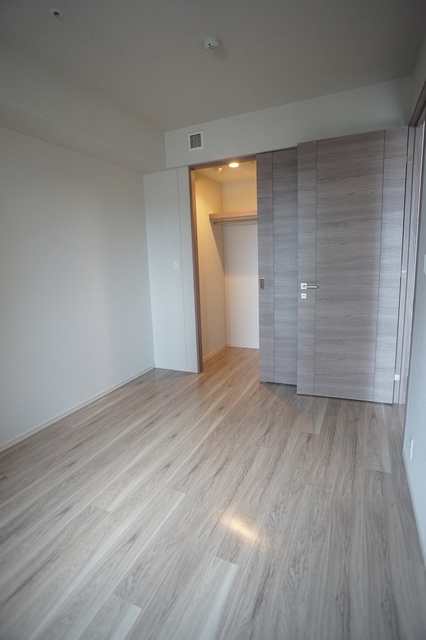 その他部屋・スペース　約６．５畳洋室※前回募集時の写真です