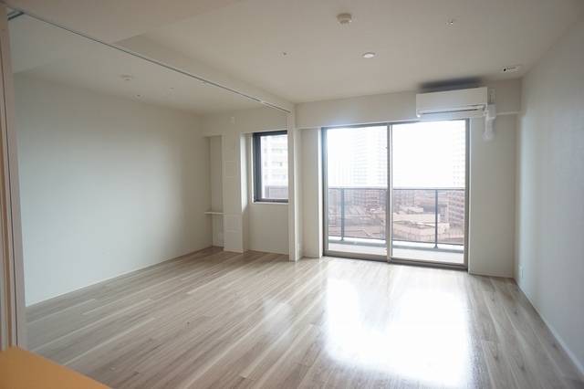 居室・リビング　ＬＤと５畳洋室※前回募集時の写真です