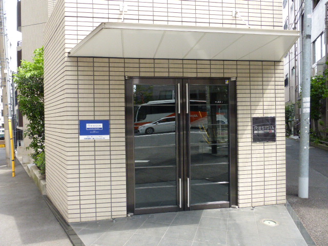 エントランス　エントランス