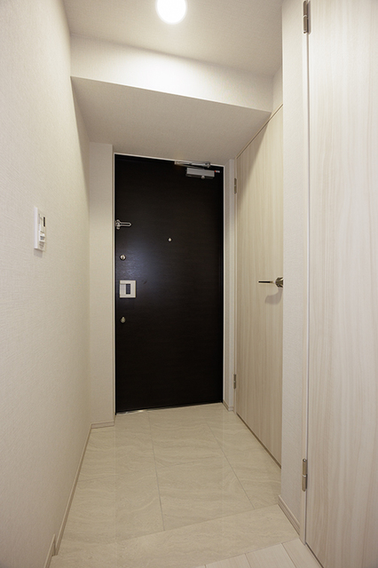 玄関　※写真は同タイプ住戸です。
