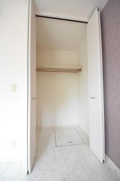 その他設備　☆便利な収納スペース付き☆