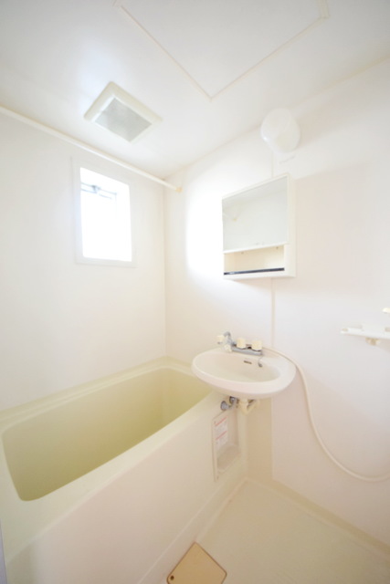 バス・シャワールーム　～一日の疲れを癒しましょうっ～