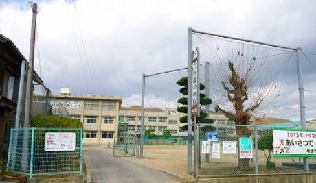 中学校　培遠中学校（中学校）まで769m