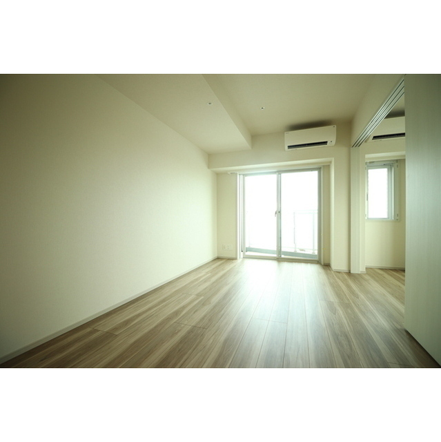 居室・リビング　同タイプ写真　※現況優先