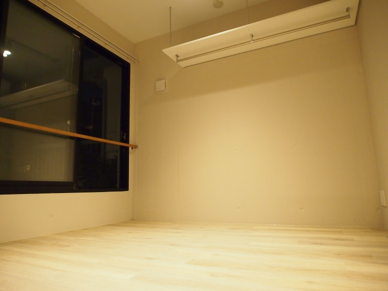 居室・リビング　内観1