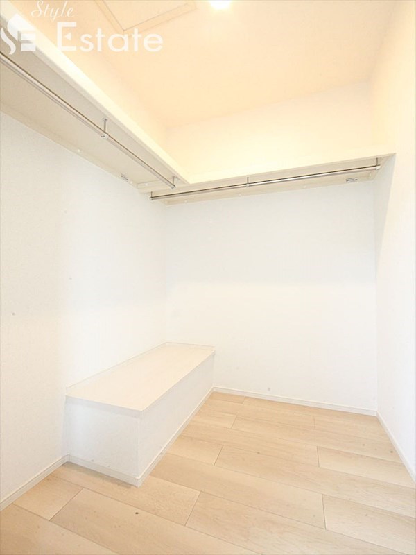 収納　ウォークインクローゼット