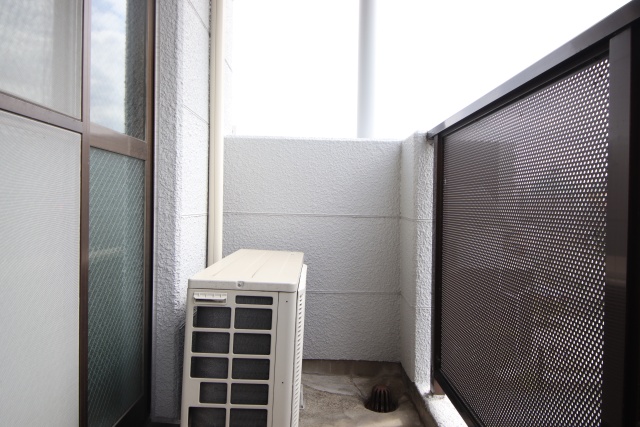 バルコニー　※他号室の参考写真です