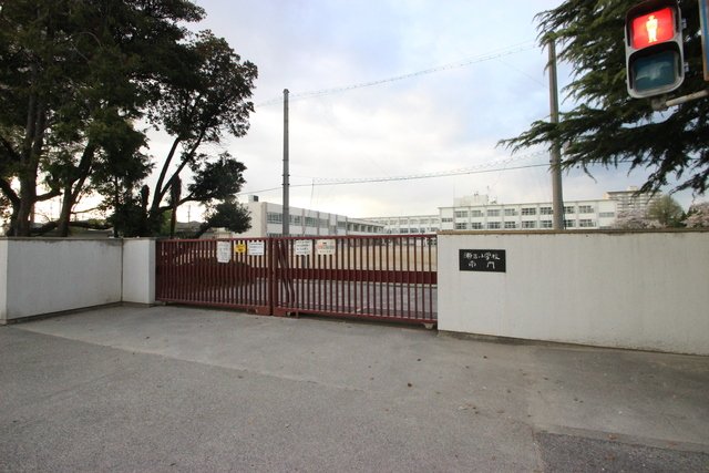 小学校　名古屋市立瀬古小学校（小学校）まで800m