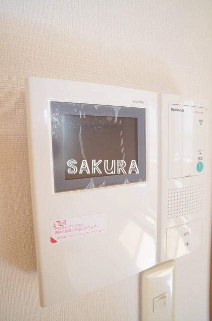 セキュリティ　女性の方でも安心のモニター付きオートロック♪