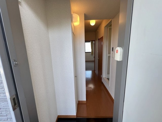 玄関　明るい玄関です