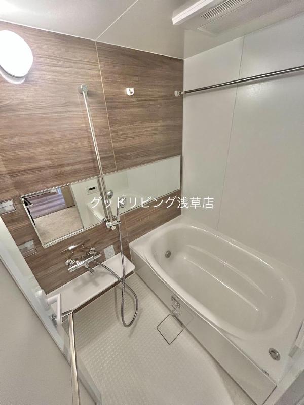 バス・シャワールーム