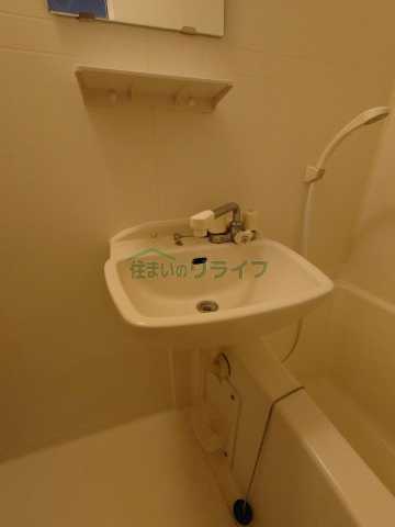 洗面設備　同タイプ別部屋参考写真となります。