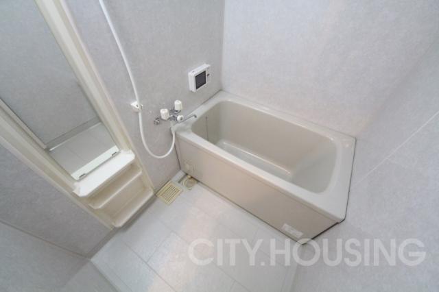 バス・シャワールーム　※同タイプ部屋の写真です。