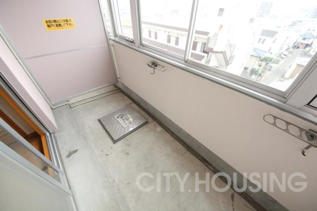 バルコニー　※同タイプ部屋の写真です。