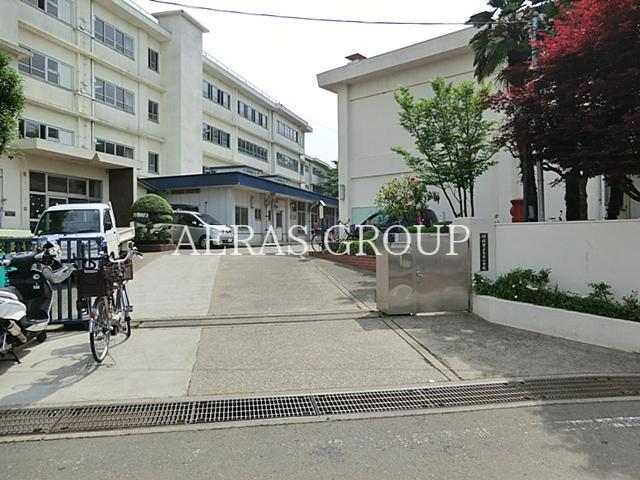 小学校　川崎市立久末小学校（小学校）まで839m