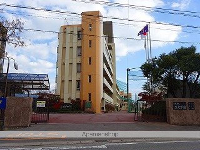 高校・高専　生光学園高等学校（高校・高専）まで1493m