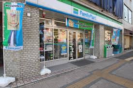 コンビニ　ファミリーマート広島白島店（コンビニ）まで152m