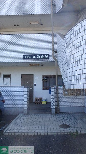 エントランス　★お部屋の入り口です★