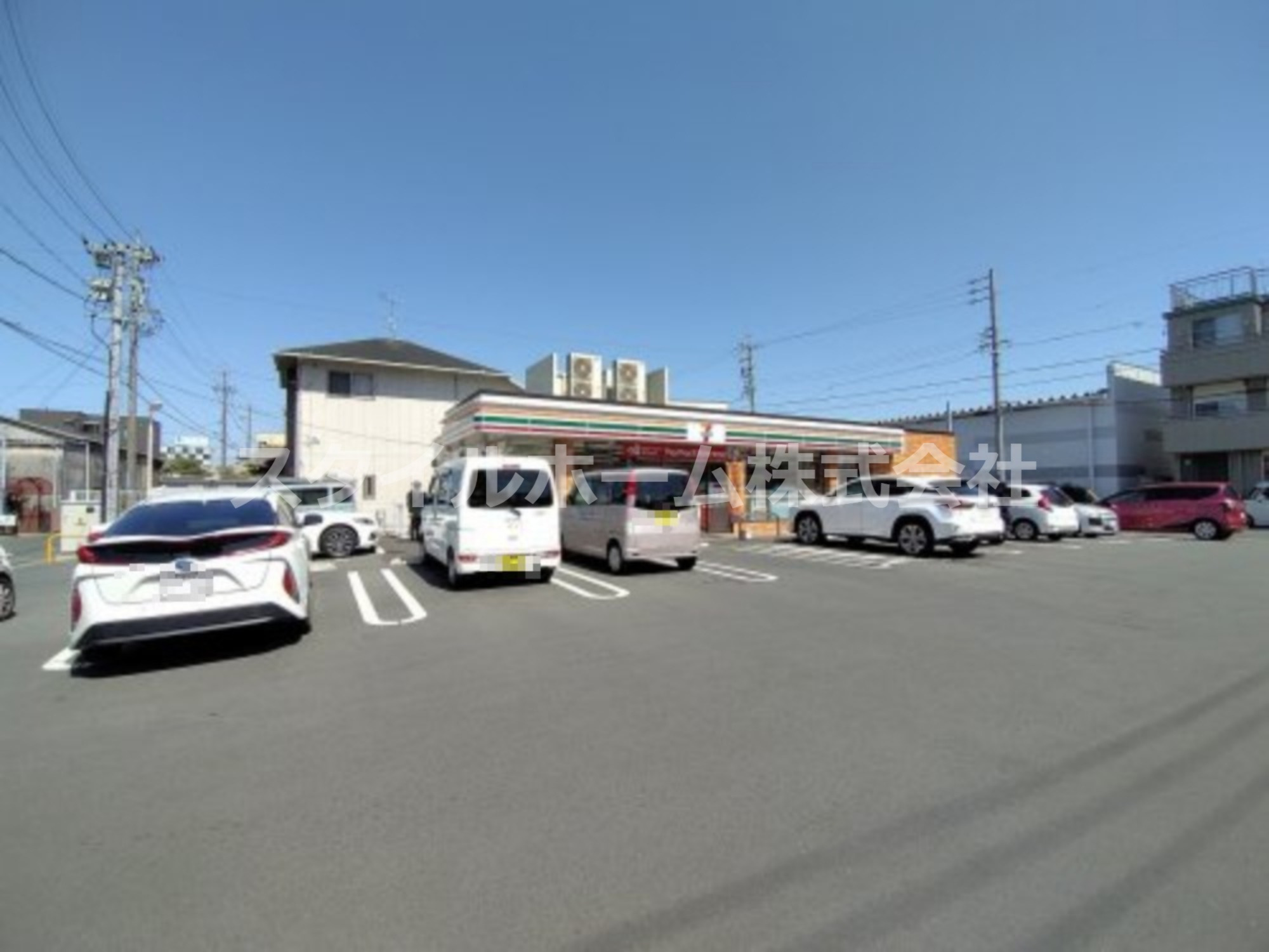 コンビニ　セブンイレブン 豊橋前田南1丁目店（コンビニ）まで899m