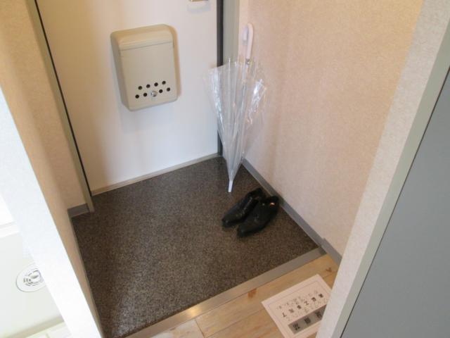 玄関　明るい玄関です