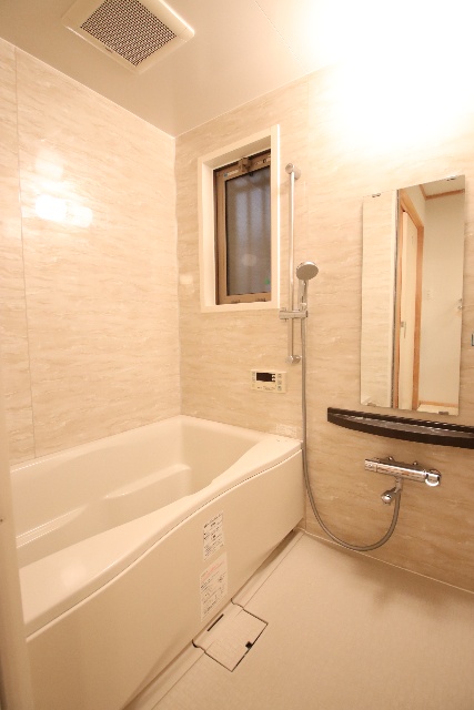 バス・シャワールーム　※参考写真のため現況優先です。