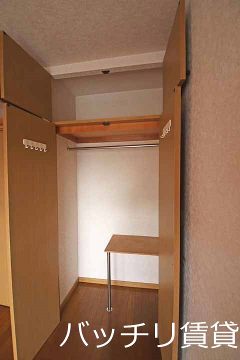 収納　同型タイプの為、現状を優先いたします